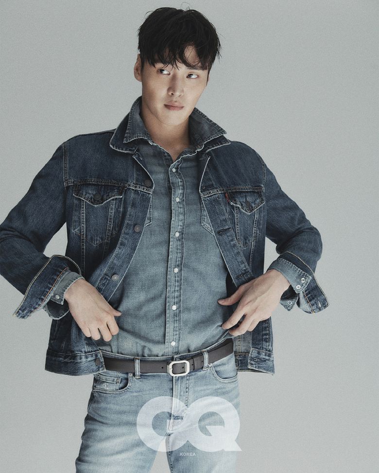 Lee TaeHwan For GQ Korea Magazine September Issue