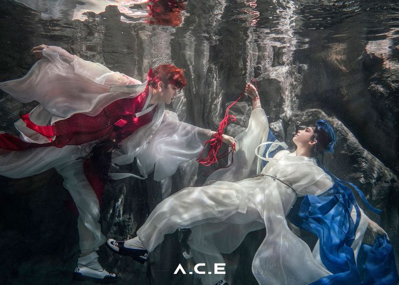 A C E s Jun   Chan Stun With Beautiful Underwater Pictures With Hanbok For  HJZM  The Butterfly Phantasy   - 67