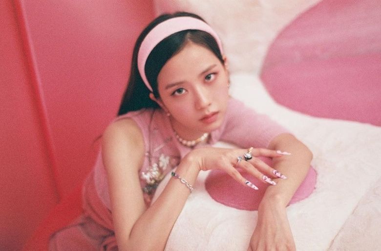 BLACKPINK s JiSoo Is Gorgeous In Pink And Pearls  - 61