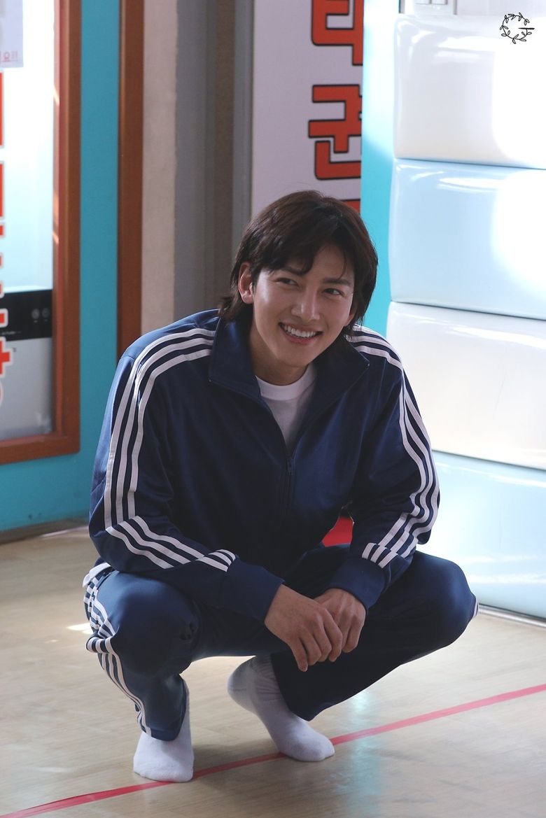 Ji ChangWook, "Backstreet Rookie" Drama Set Behind-the-Scene - Part 5