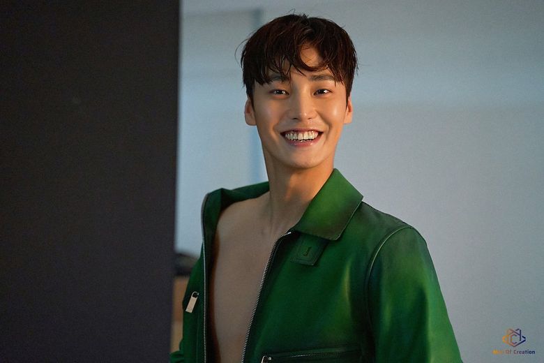 Lee TaeHwan For GQ Korea Magazine September Issue Behind-the-Scene - Part 2