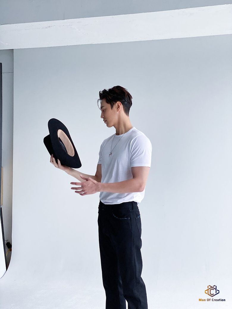 Lee TaeHwan For GQ Korea Magazine September Issue Behind-the-Scene