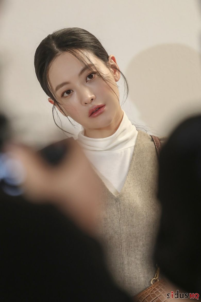 Oh YeonSeo, Photoshoot Behind-the-Scene - Part 2