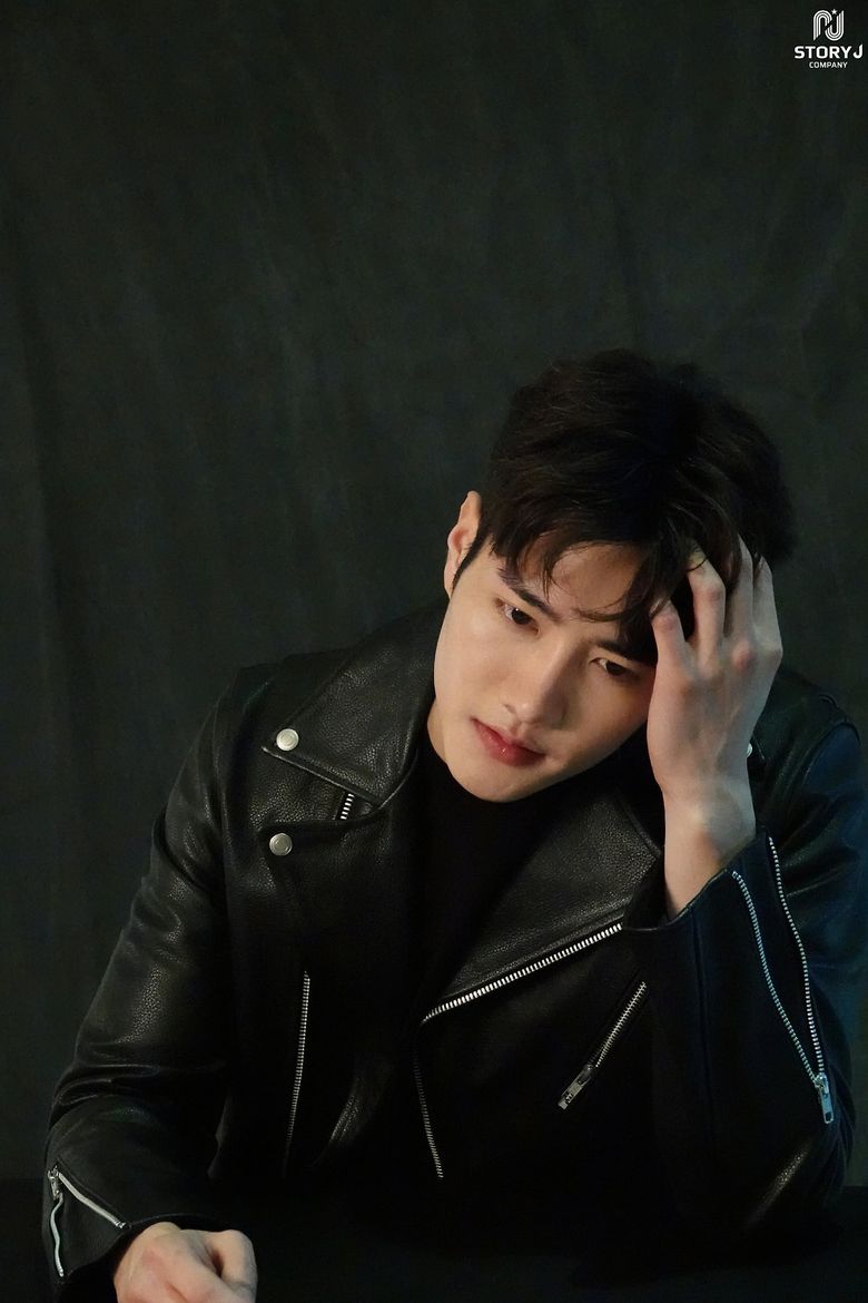Story J Rookie Actor Lee KyungJae Profile Photo Shoot Behind-The-Scenes - Part 2