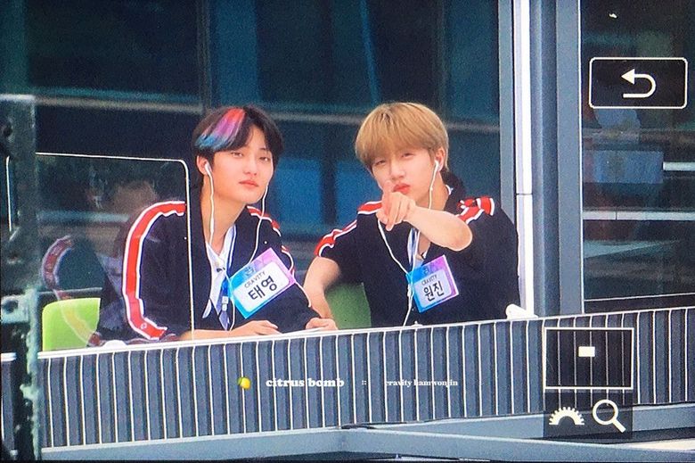 CRAVITY's WonJin And TaeYoung Prove Their Eagle Eyes By Spotting Fans Across A Building