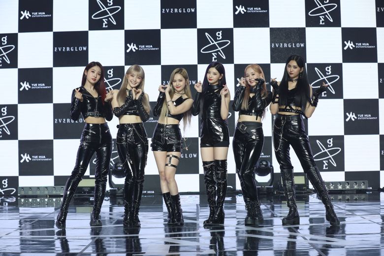 EVERGLOW Returns As Female Warriors With "-77.82X-78.29" And 'LA DI DA'