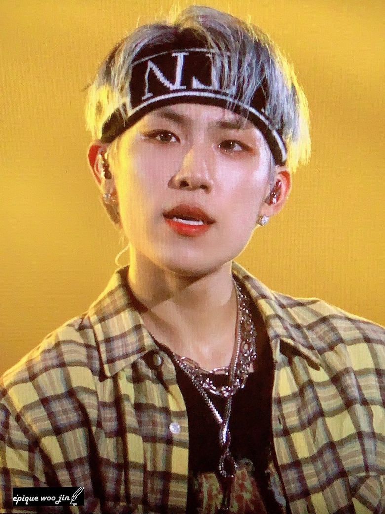  15 Male K-Pop Idols Who Look Amazing In Headbands Part 1