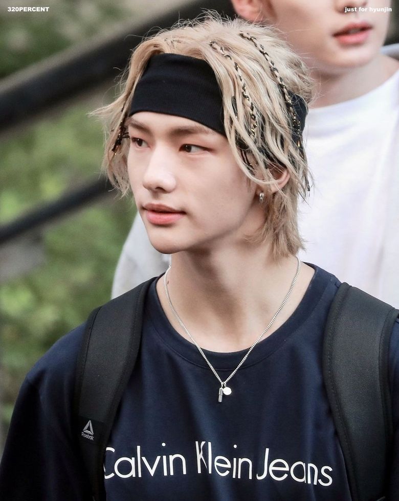  15 Male K-Pop Idols Who Look Amazing In Headbands Part 1