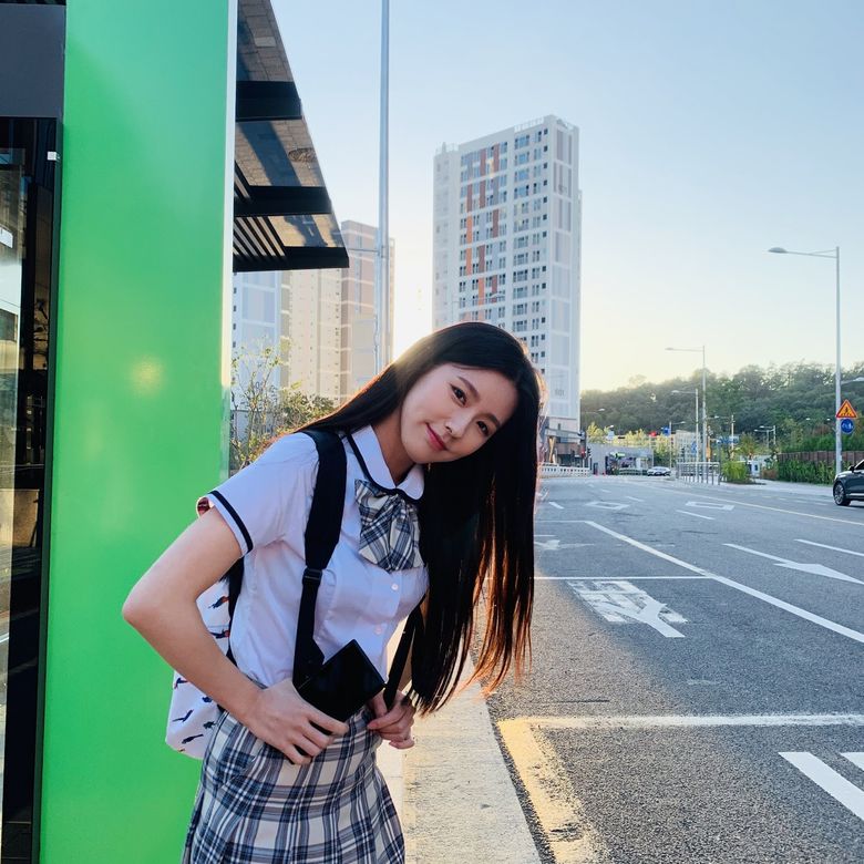 (G)I-DLE's MiYeon Gains Attention For Her Adorable Looks With School ...