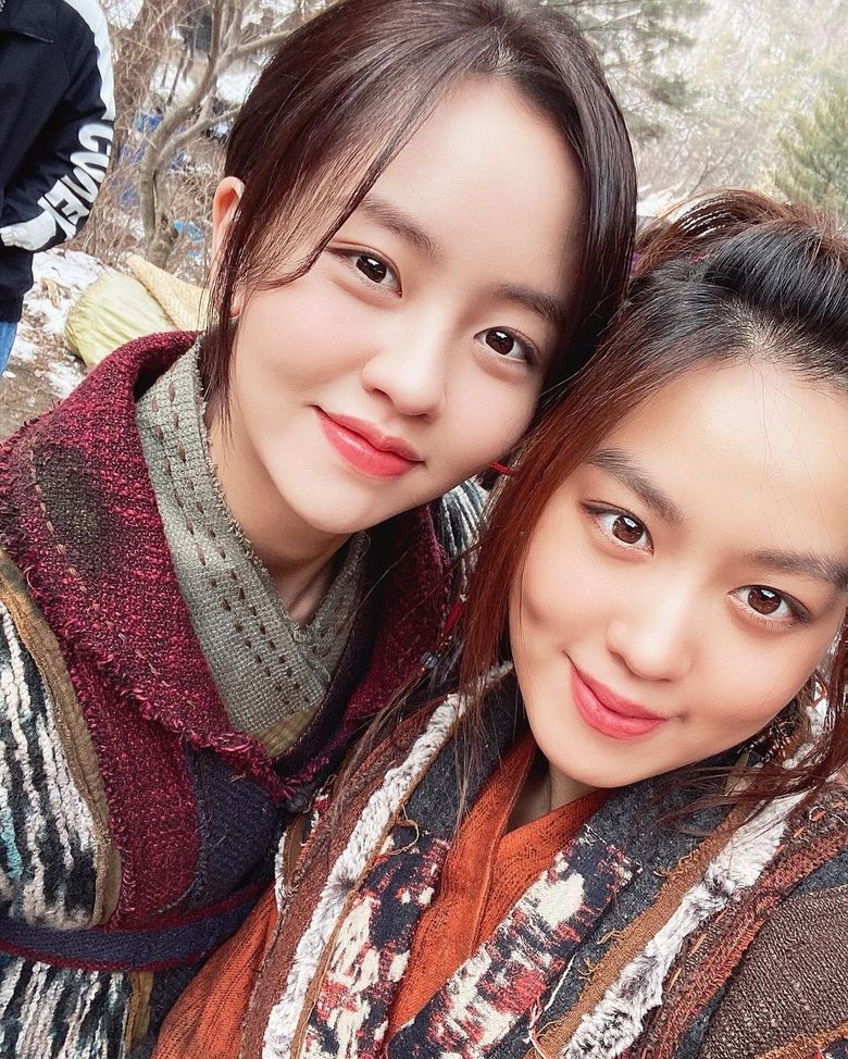 Kim SoHyun   Kim HeeJung Are Friends Again In  River Where The Moon Rises   - 53