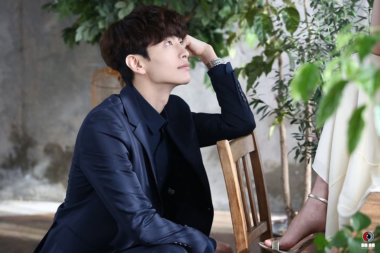 Lee MinKi, Drama Poster Shooting Of "Oh My Lady Lord" Behind-the-Scene