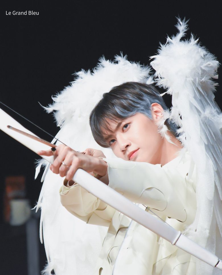 Lee JinHyuk Spreads His Wings And Transforms Into An Angel  - 70