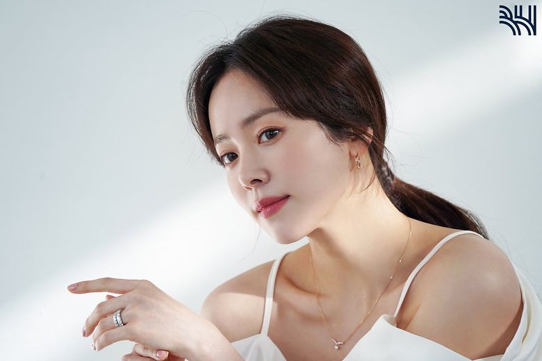 Han JiMin, Photoshoot Behind-the-Scene