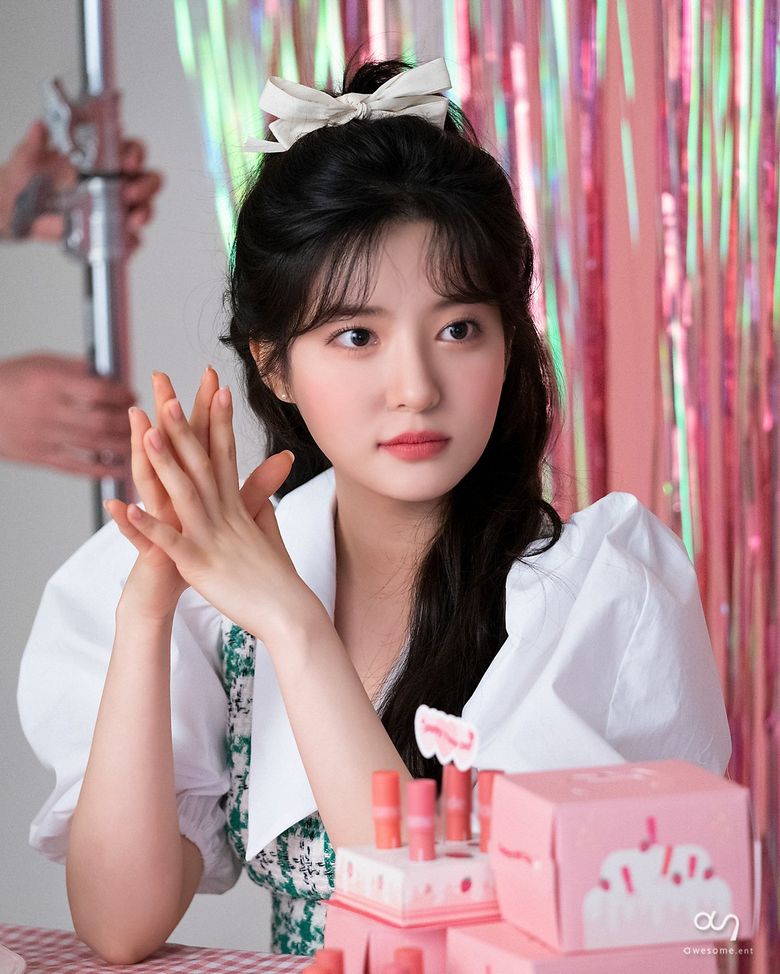 Jo SooMin, Photoshoot Behind-the-Scene