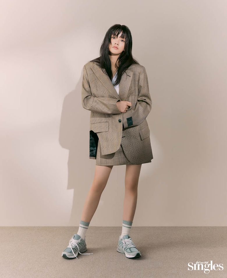 Kim SoHyun For SINGLES Magazine April Issue