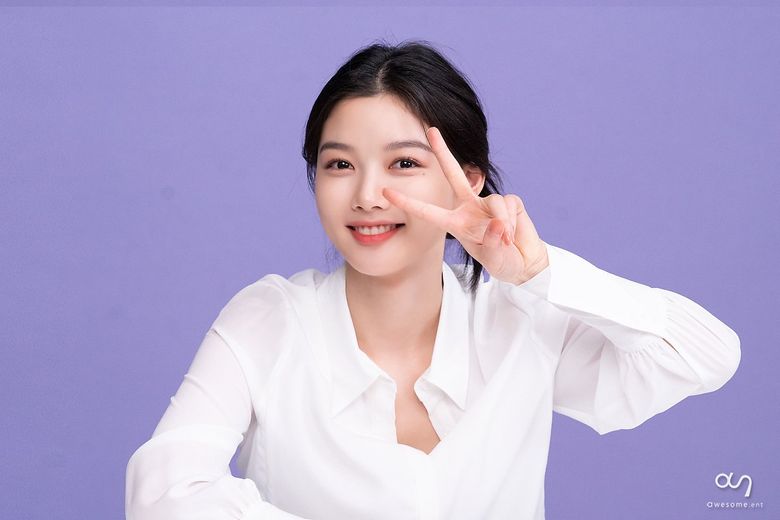 Kim YooJung, Photoshoot Behind-the-Scene