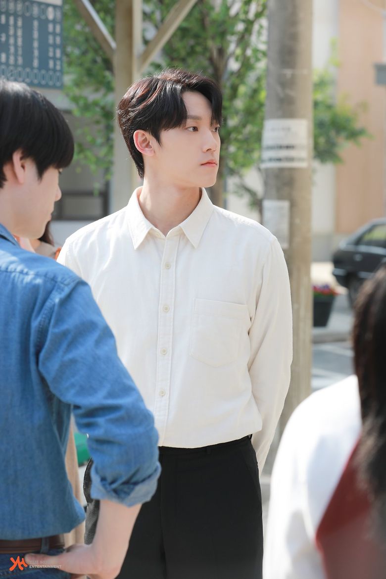 Lee DoHyun, Drama "Youth of May" Set Behind-the-Scene