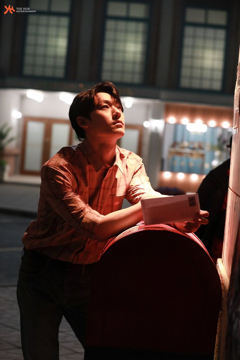 Lee DoHyun, Drama "Youth of May" Set Behind-the-Scene