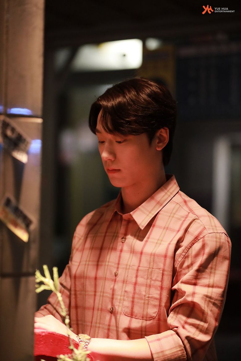 Lee DoHyun, Drama "Youth of May" Set Behind-the-Scene