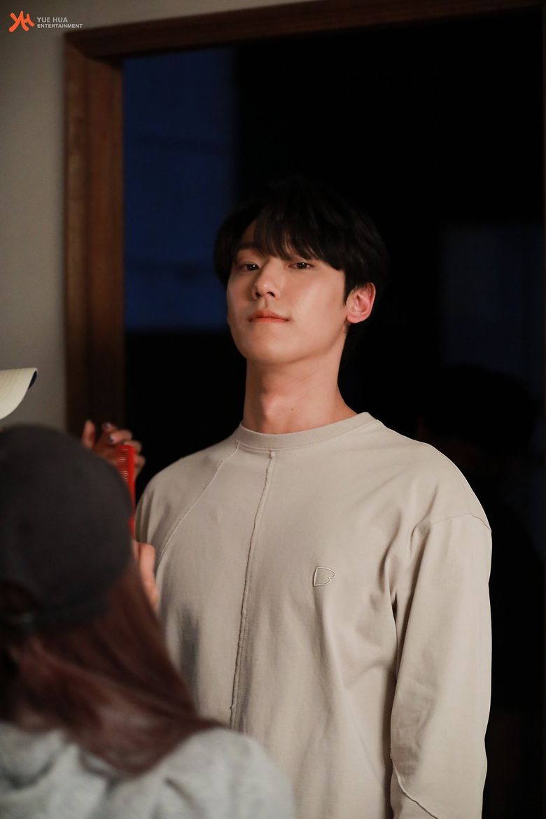 Lee DoHyun, Drama "Youth of May" Set Behind-the-Scene