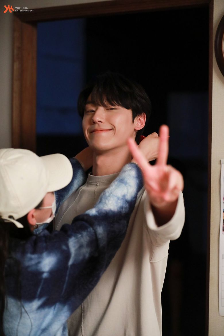 Lee DoHyun, Drama "Youth of May" Set Behind-the-Scene