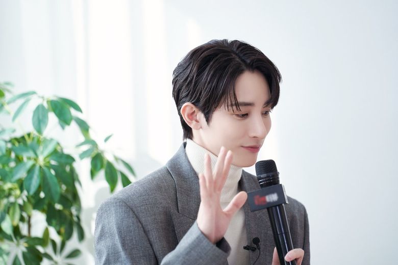 Lee SooHyuk, Drama Poster Shooting Of "Doom At Your Service" Behind-the-Scene