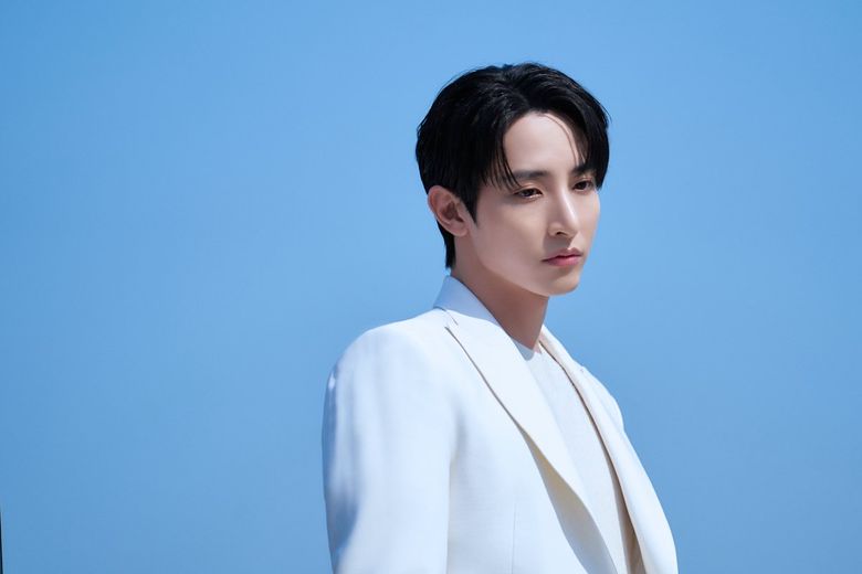 Lee SooHyuk, Drama Poster Shooting Of "Doom At Your Service" Behind-the-Scene