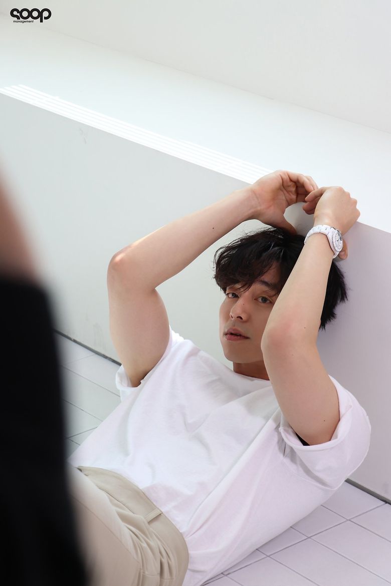 Gong Yoo, Photoshoot Behind-the-Scene - Part 2