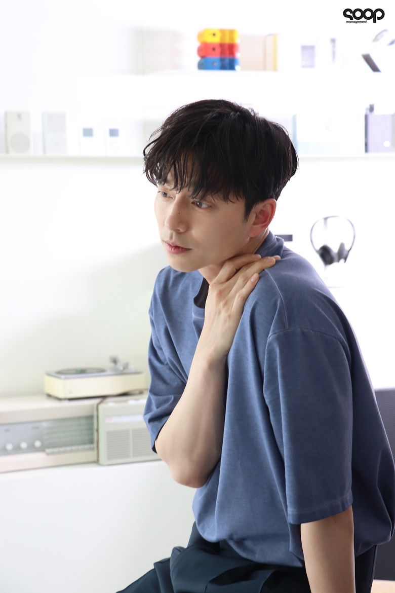 Gong Yoo, Photoshoot Behind-the-Scene - Part 2