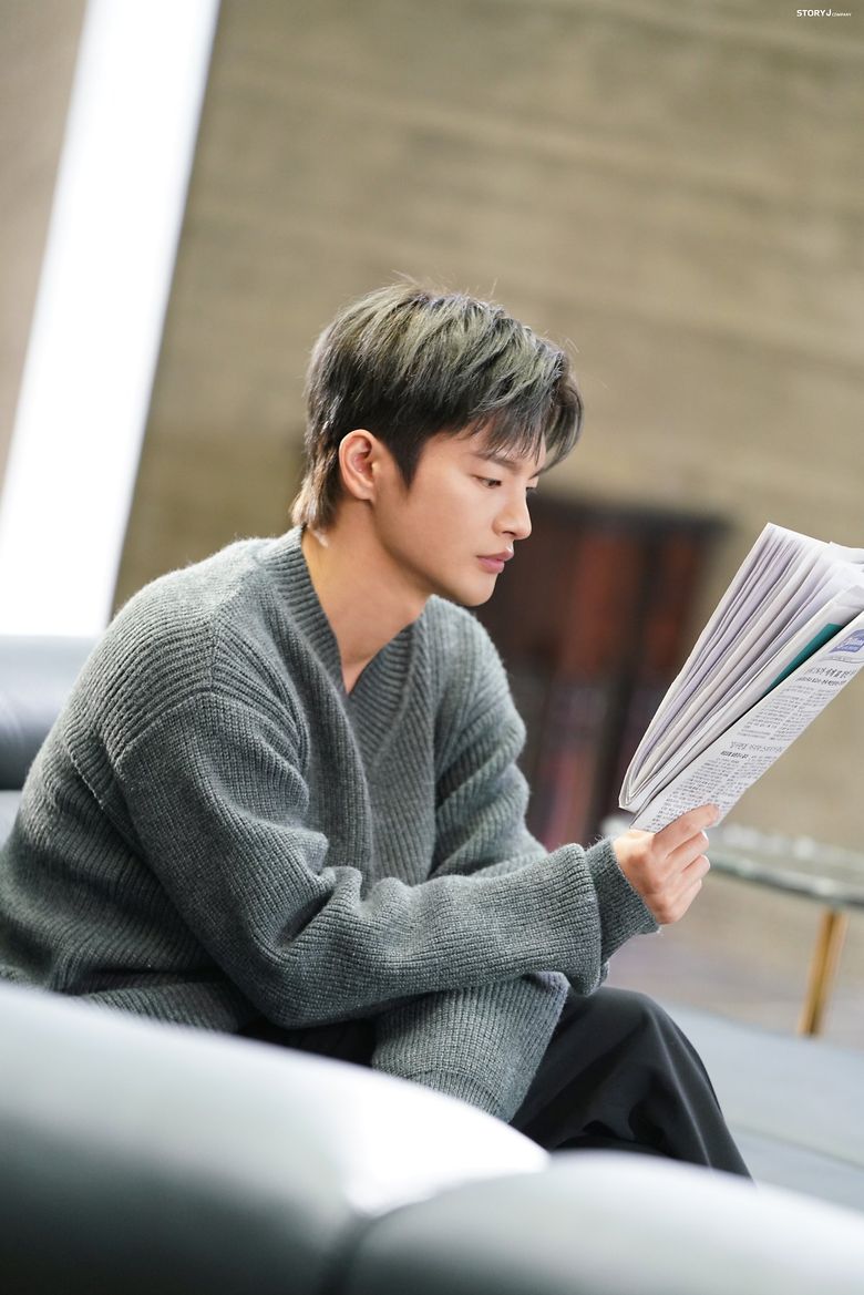 Seo InGuk, Drama "Doom At Your Service" Set Behind-the-Scene - Part 1