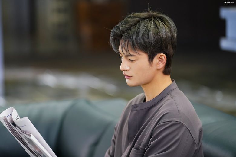 Seo InGuk, Drama "Doom At Your Service" Set Behind-the-Scene - Part 1