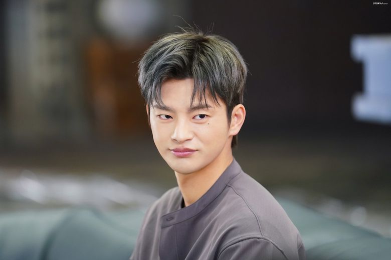 Seo InGuk, Drama "Doom At Your Service" Set Behind-the-Scene - Part 1