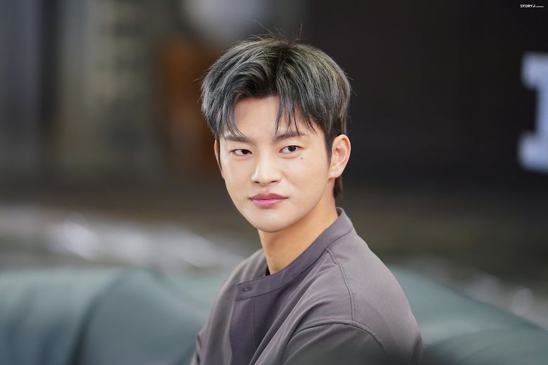 Seo InGuk, Drama "Doom At Your Service" Set Behind-the-Scene - Part 1