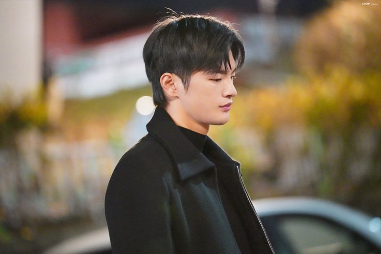 Seo InGuk, Drama "Doom At Your Service" Set Behind-the-Scene - Part 2