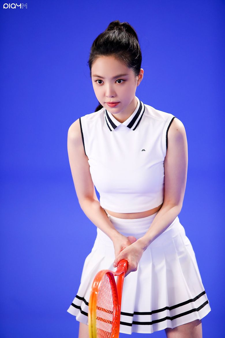 Son NaEun, Photoshoot Behind-the-Scene - Part 2