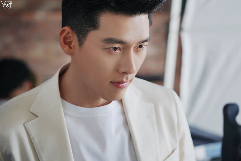 Hyun Bin, Commercial Shooting Behind-the-Scene - Part 1