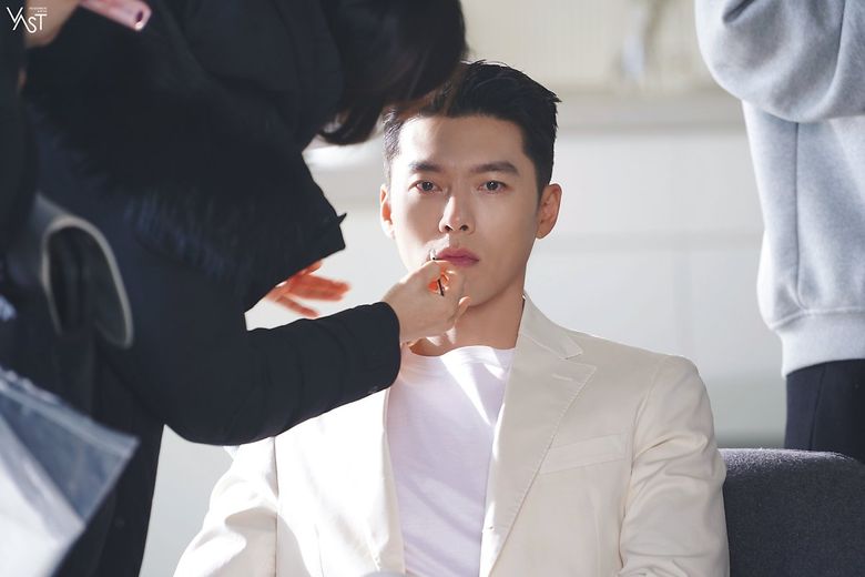 Hyun Bin, Commercial Shooting Behind-the-Scene - Part 1