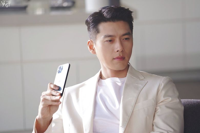 Hyun Bin, Commercial Shooting Behind-the-Scene - Part 1