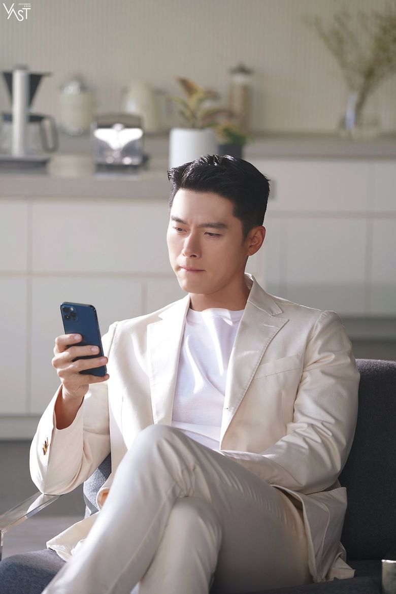 Hyun Bin, Commercial Shooting Behind-the-Scene - Part 1