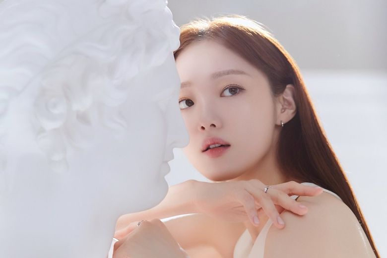 Lee SungKyung, Photoshoot Behind-the-Scene