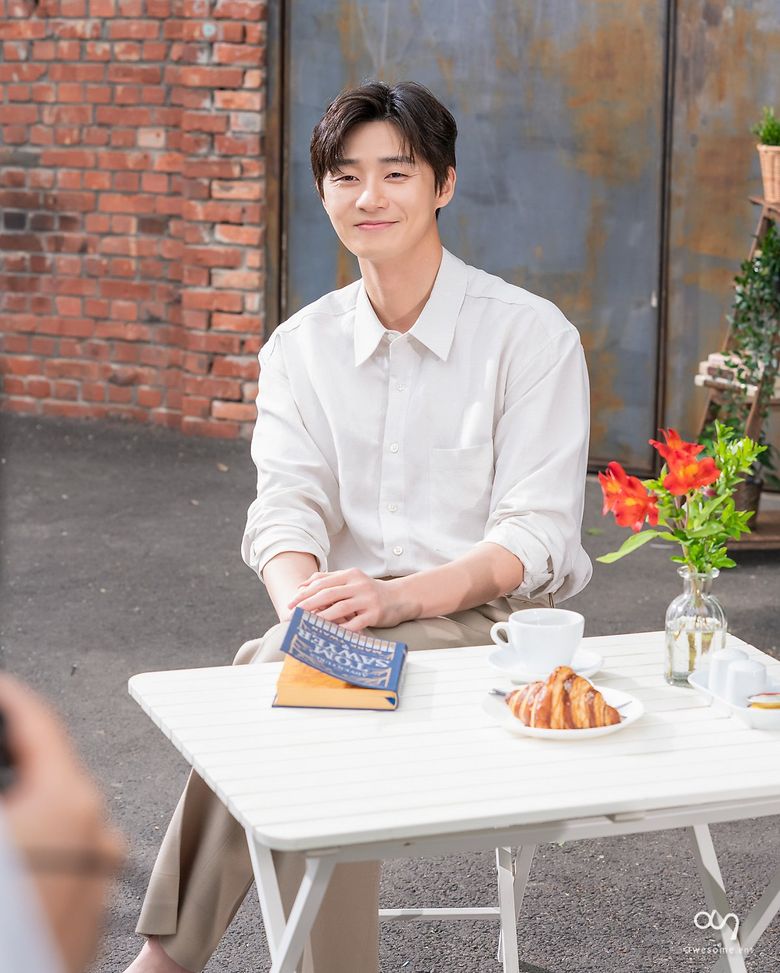 Park SeoJun's Fanmeeting Behind-the-Scenes - Part 1