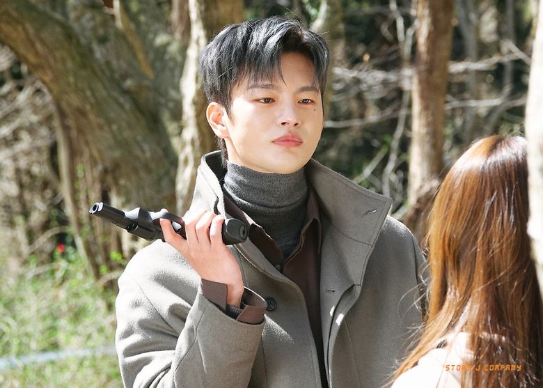 Seo InGuk, Drama "Doom At Your Service" Set Behind-the-Scene - Part 3