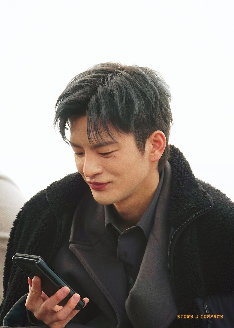 Seo InGuk, Drama "Doom At Your Service" Set Behind-the-Scene - Part 4