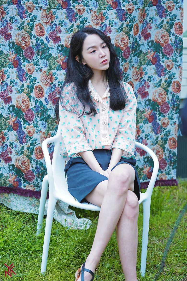 Shin HyeSun For ELLE Magazine June Issue Behind-the-Scene - Part 1