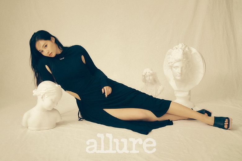 Girls Generation's Yuri For Allure Korea Magazine August Issue