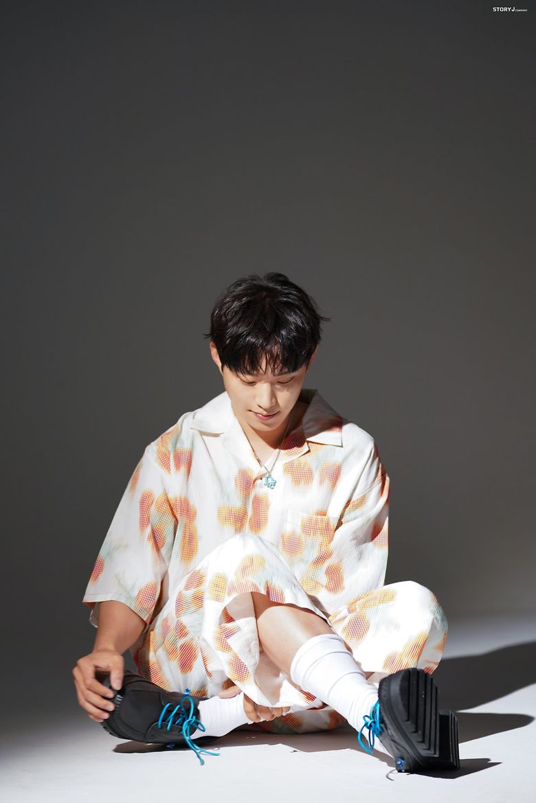 Kim SungCheol For Cosmopolitan Magazine July Issue Behind-the-Scene - Part 2