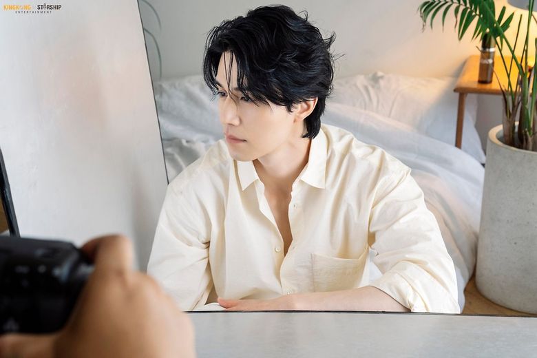 Lee DongWook For ELLE Korea Magazine July Issue Behind-the-Scene - Part 2