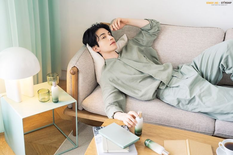 Lee DongWook For ELLE Korea Magazine July Issue (+Behind-the-Scene)