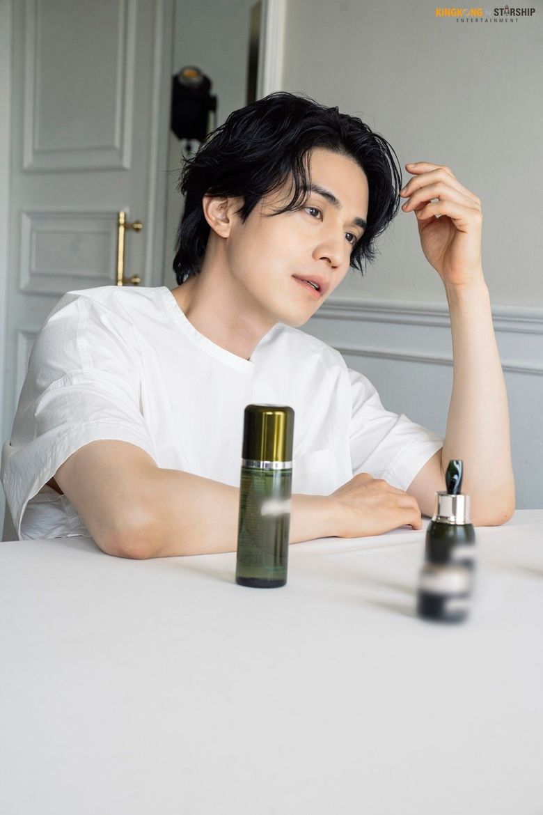 Lee DongWook For ELLE Korea Magazine July Issue (+Behind-the-Scene)