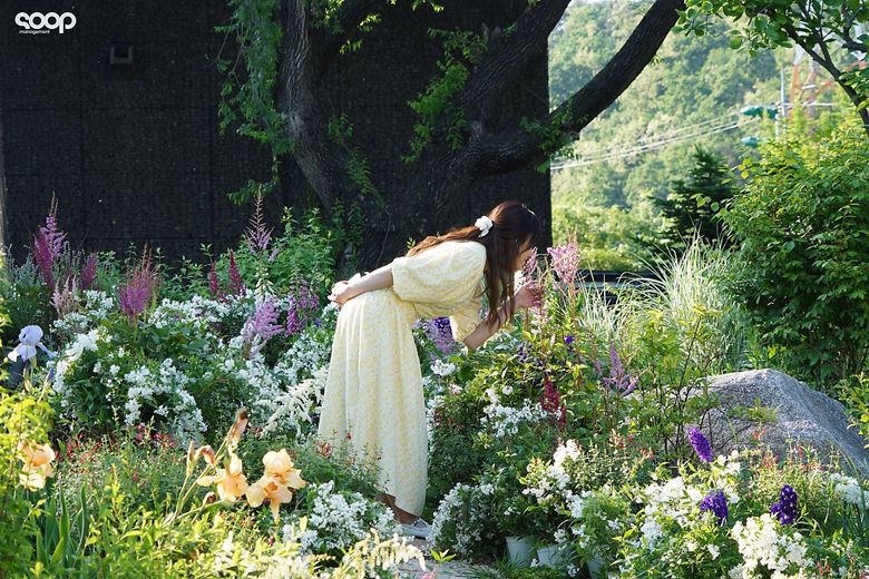 Seo HyunJin, Drama Poster Shooting Of "You Are My Spring" Behind-the-Scene - Part 1